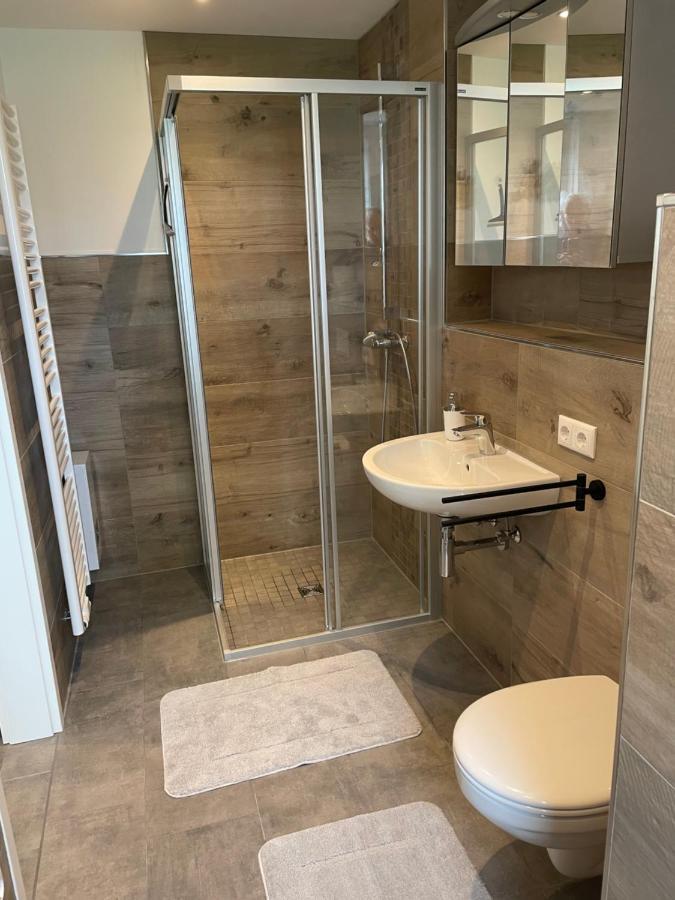 Ferienwohnung Nora Mit Blick Auf Den Ribnitzer See Extérieur photo